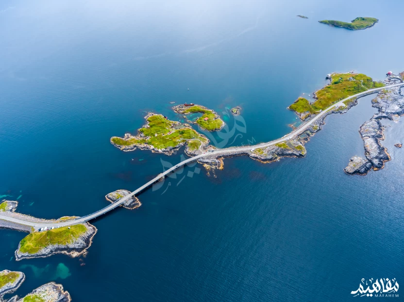 التصوير الجوي لطريق المحيط الأطلسي التصوير الجوي لطريق المحيط الأطلسي