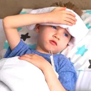 ماذا تحذر إذا كان طفلك يعاني من الحمى؟ ماذا تحذر إذا كان طفلك يعاني من الحمى؟