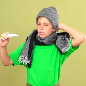 خفض حرارة الطفل بالبصل خفض حرارة الطفل بالبصل