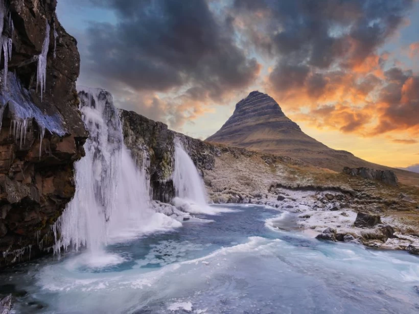 ايسلندا ايسلندا